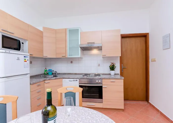 Apartments&room Ljubica I Branko Lopar