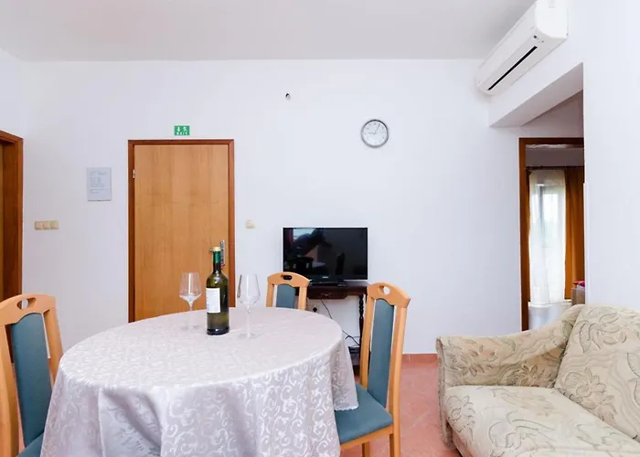 Apartments&room Ljubica I Branko Appartamento *