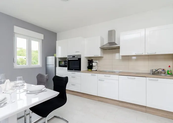 Apartments&room Ljubica I Branko Lopar