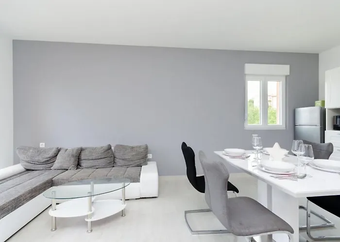 Apartments&room Ljubica I Branko Appartamento Lopar